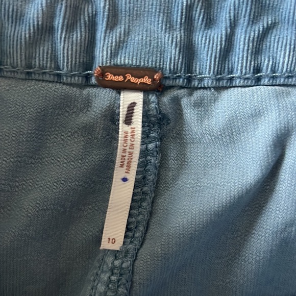 Free people size 10 blue skirt - Picture 4 of 4